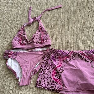Athleta bikini and swim skirt Large top, medium bottoms